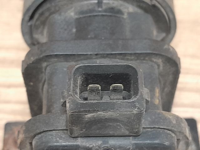 bontott OPEL VECTRA C Első Ablakmosó Szivattyú