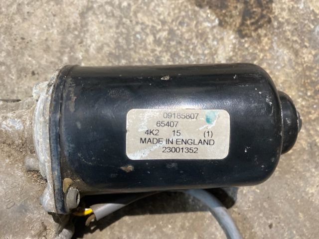 bontott OPEL VECTRA C Első Ablaktörlő Motor