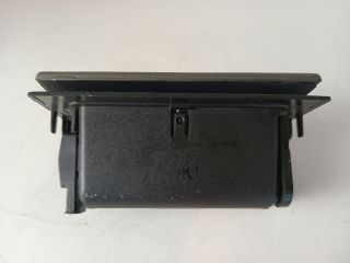 bontott OPEL VECTRA C Első Hamutartó