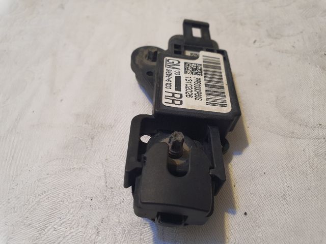 bontott OPEL VECTRA C Első Középső Ütközés Érzékelő (Homlokfalon)