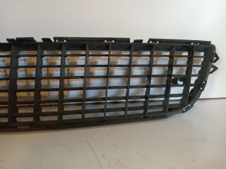 bontott OPEL VECTRA C Első Lökhárító Alsó Középső Díszrács