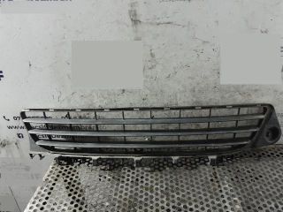 bontott OPEL VECTRA C Első Lökhárító Alsó Középső Díszrács