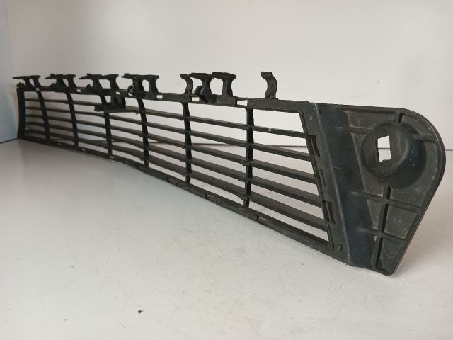 bontott OPEL VECTRA C Első Lökhárító Alsó Középső Díszrács