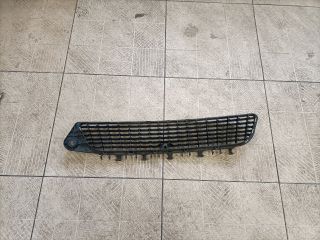 bontott OPEL VECTRA C Első Lökhárító Alsó Középső Díszrács