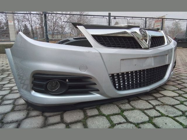 bontott OPEL VECTRA C Első Lökhárító (Részeivel)