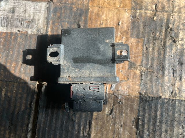 bontott OPEL VECTRA C Fényszóró Elektronika