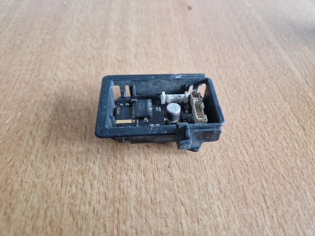 bontott OPEL VECTRA C Fényszóró Elektronika