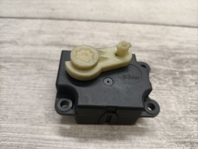 bontott OPEL VECTRA C Fűtés Állító Motor