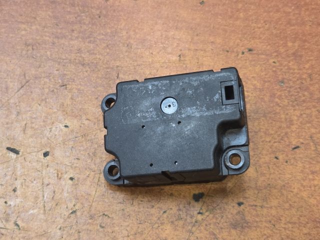 bontott OPEL VECTRA C Fűtés Állító Motor