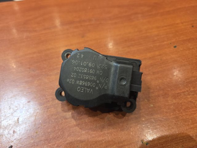 bontott OPEL VECTRA C Fűtés Állító Motor