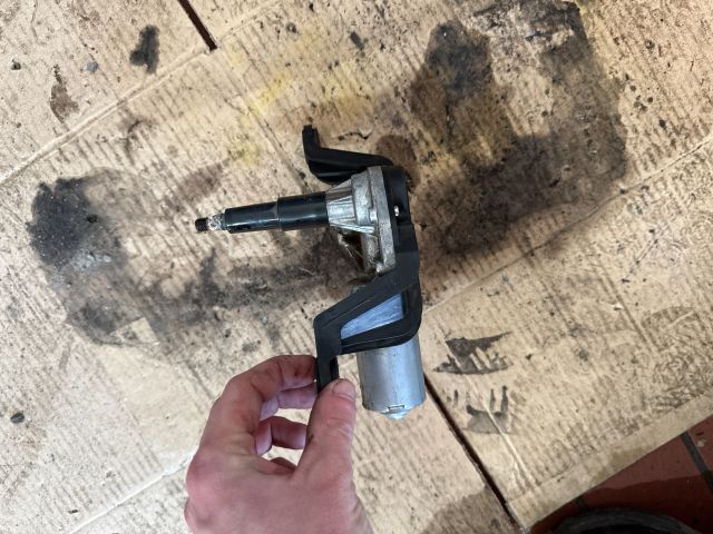 bontott OPEL VECTRA C Hátsó Ablaktörlő Motor