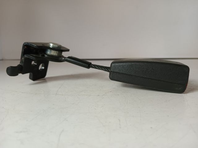 bontott OPEL VECTRA C Hátsó középső Biztonsági Öv Csat