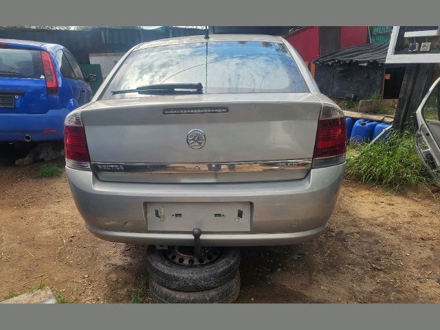 bontott OPEL VECTRA C Hátsó Lökhárító (Részeivel)