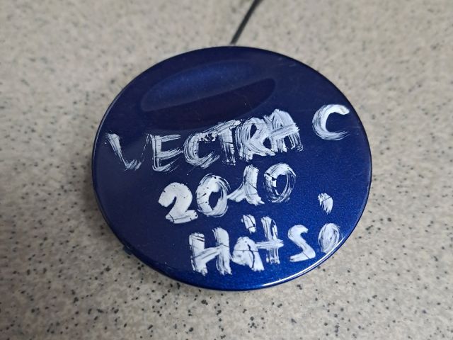 bontott OPEL VECTRA C Hátsó Vonószem Burkolat