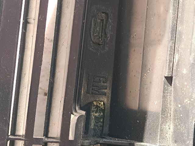 bontott OPEL VECTRA C Hűtőrács