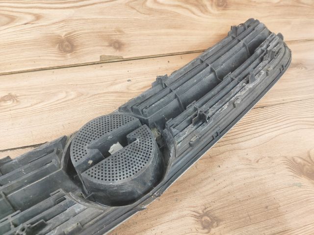 bontott OPEL VECTRA C Hűtőrács