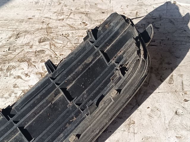 bontott OPEL VECTRA C Hűtőrács