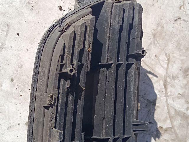 bontott OPEL VECTRA C Hűtőrács