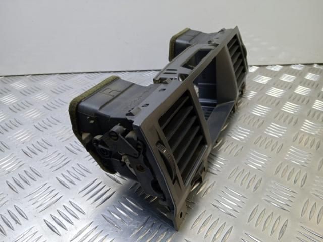 bontott OPEL VECTRA C Hűtőrács