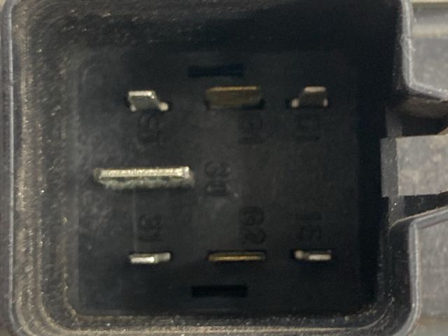 bontott OPEL VECTRA C Izzító Relé