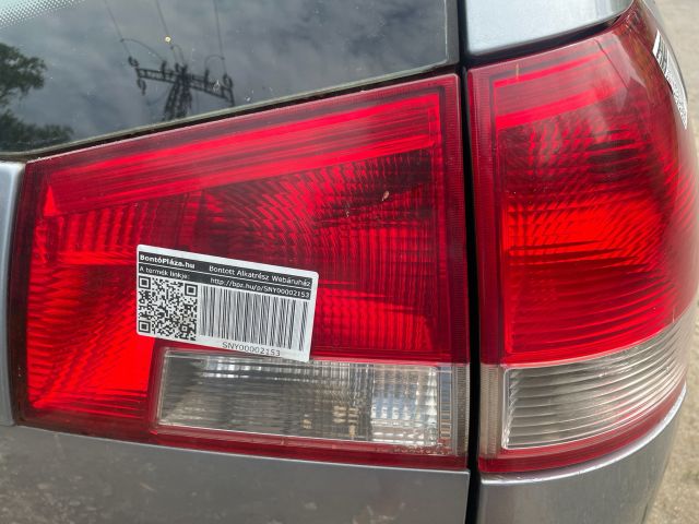 bontott OPEL VECTRA C Jobb Belső Hátsó Lámpa