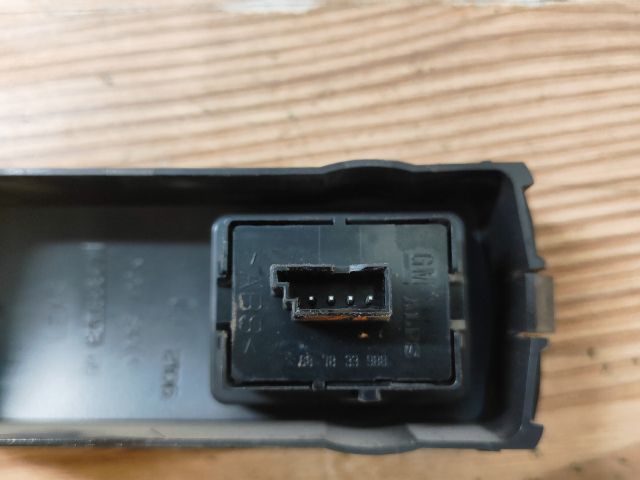 bontott OPEL VECTRA C Jobb első Ablakemelő Kapcsoló