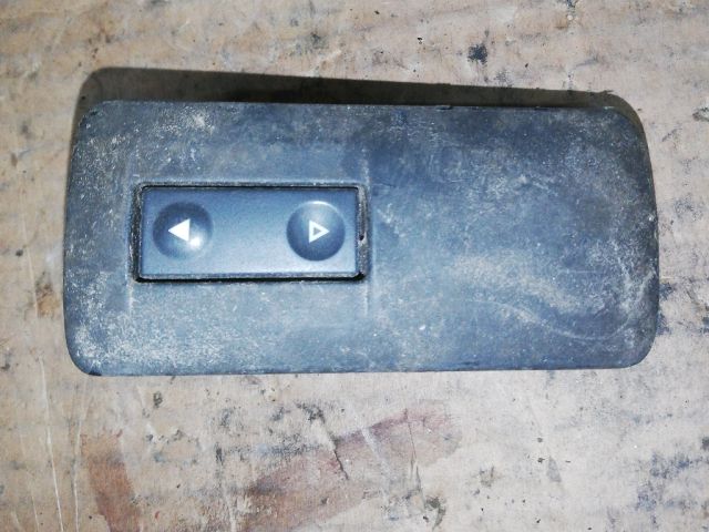 bontott OPEL VECTRA C Jobb első Ablakemelő Kapcsoló