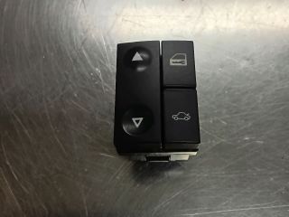 bontott OPEL VECTRA C Jobb első Ablakemelő Kapcsoló