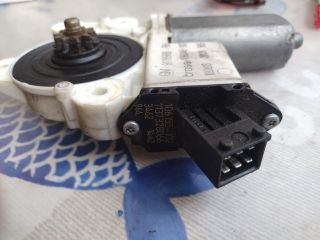 bontott OPEL VECTRA C Jobb első Ablakemelő Motor