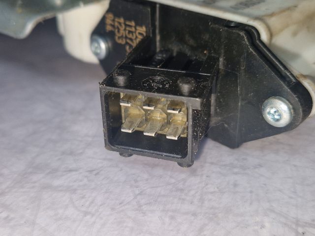 bontott OPEL VECTRA C Jobb első Ablakemelő Szerkezet (Elektromos)