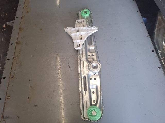 bontott OPEL VECTRA C Jobb első Ablakemelő Szerkezet (Elektromos)