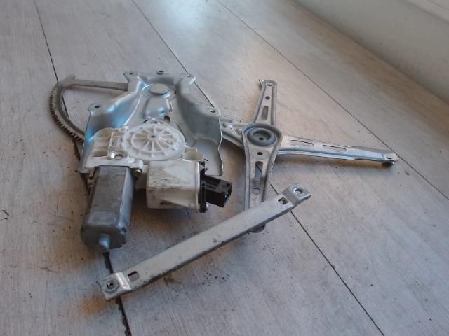 bontott OPEL VECTRA C Jobb első Ablakemelő Szerkezet (Elektromos)