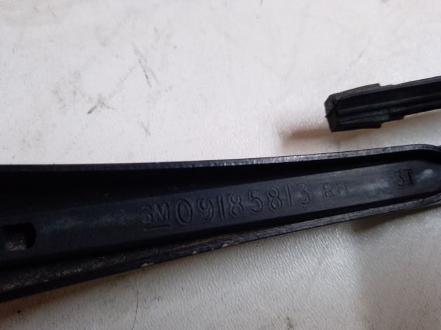 bontott OPEL VECTRA C Jobb első Ablaktörlő Kar