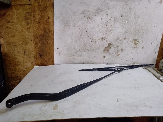 bontott OPEL VECTRA C Jobb első Ablaktörlő Kar