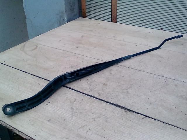 bontott OPEL VECTRA C Jobb első Ablaktörlő Kar