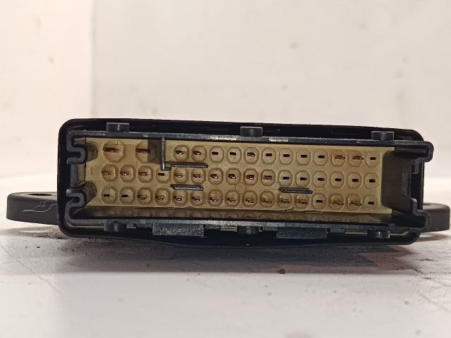 bontott OPEL VECTRA C Jobb első Ajtó Vezérlőegység