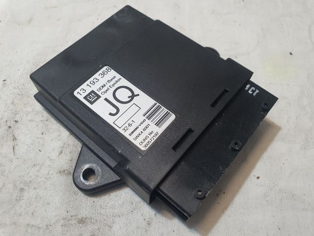 bontott OPEL VECTRA C Jobb első Ajtó Vezérlőegység