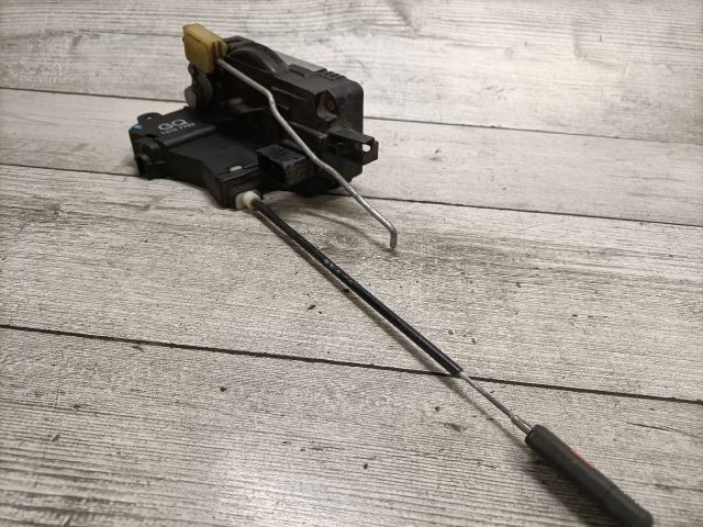 bontott OPEL VECTRA C Jobb első Ajtózár