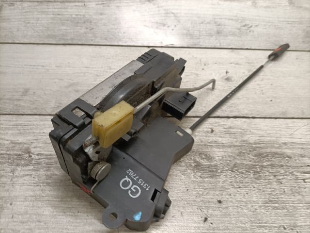 bontott OPEL VECTRA C Jobb első Ajtózár