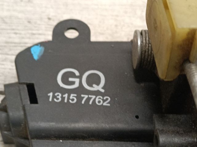 bontott OPEL VECTRA C Jobb első Ajtózár