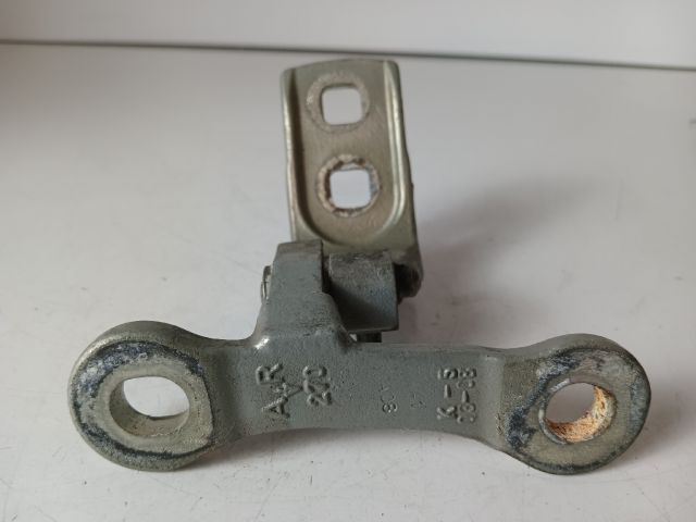 bontott OPEL VECTRA C Jobb első Alsó Zsanér