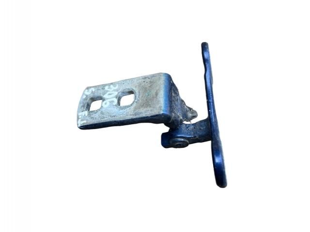 bontott OPEL VECTRA C Jobb első Alsó Zsanér