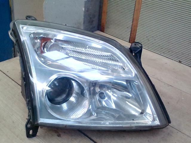 bontott OPEL VECTRA C Jobb Fényszóró