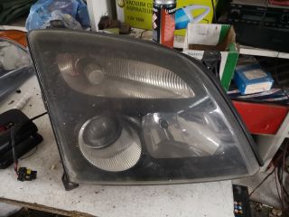 bontott OPEL VECTRA C Jobb Fényszóró