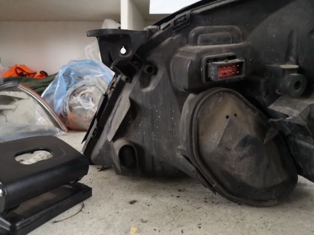 bontott OPEL VECTRA C Jobb Fényszóró