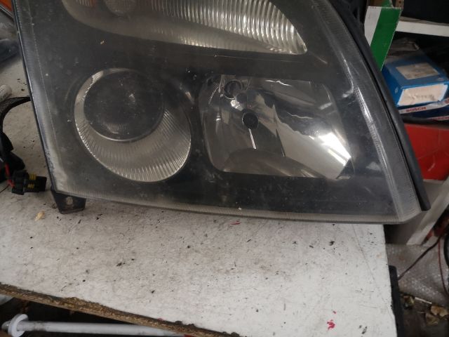 bontott OPEL VECTRA C Jobb Fényszóró