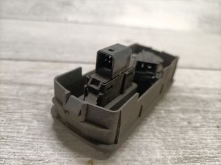 bontott OPEL VECTRA C Jobb hátsó Ablakemelő Kapcsoló