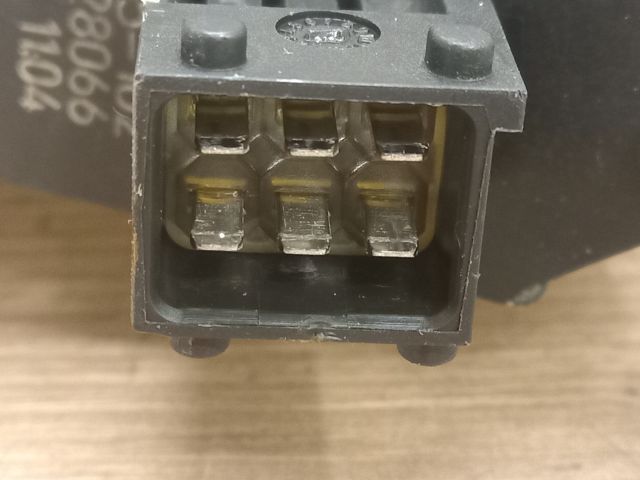 bontott OPEL VECTRA C Jobb hátsó Ablakemelő Motor