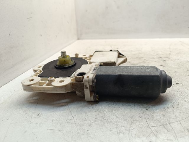 bontott OPEL VECTRA C Jobb hátsó Ablakemelő Motor