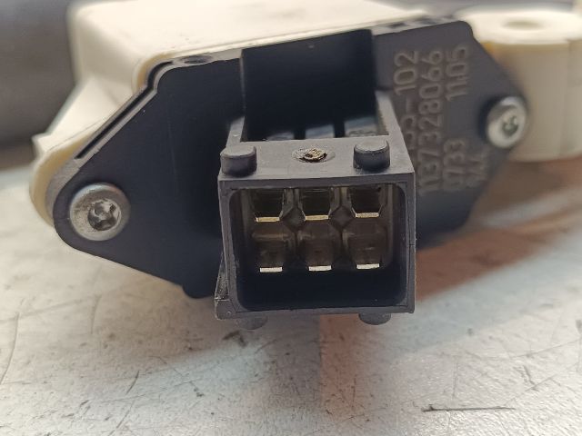 bontott OPEL VECTRA C Jobb hátsó Ablakemelő Motor